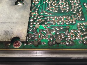 この補正コンデンサーは撤去!!