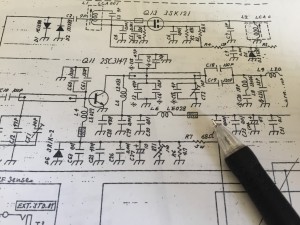 ファイナルのVCCに限流抵抗を挿入