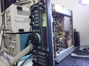 無線機ではなく受信機!!