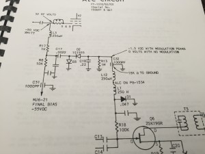 貫通コンデンサはダイオードの先にあるはず・・。