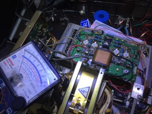 メインヒューズは生きているの電源が入らない・・