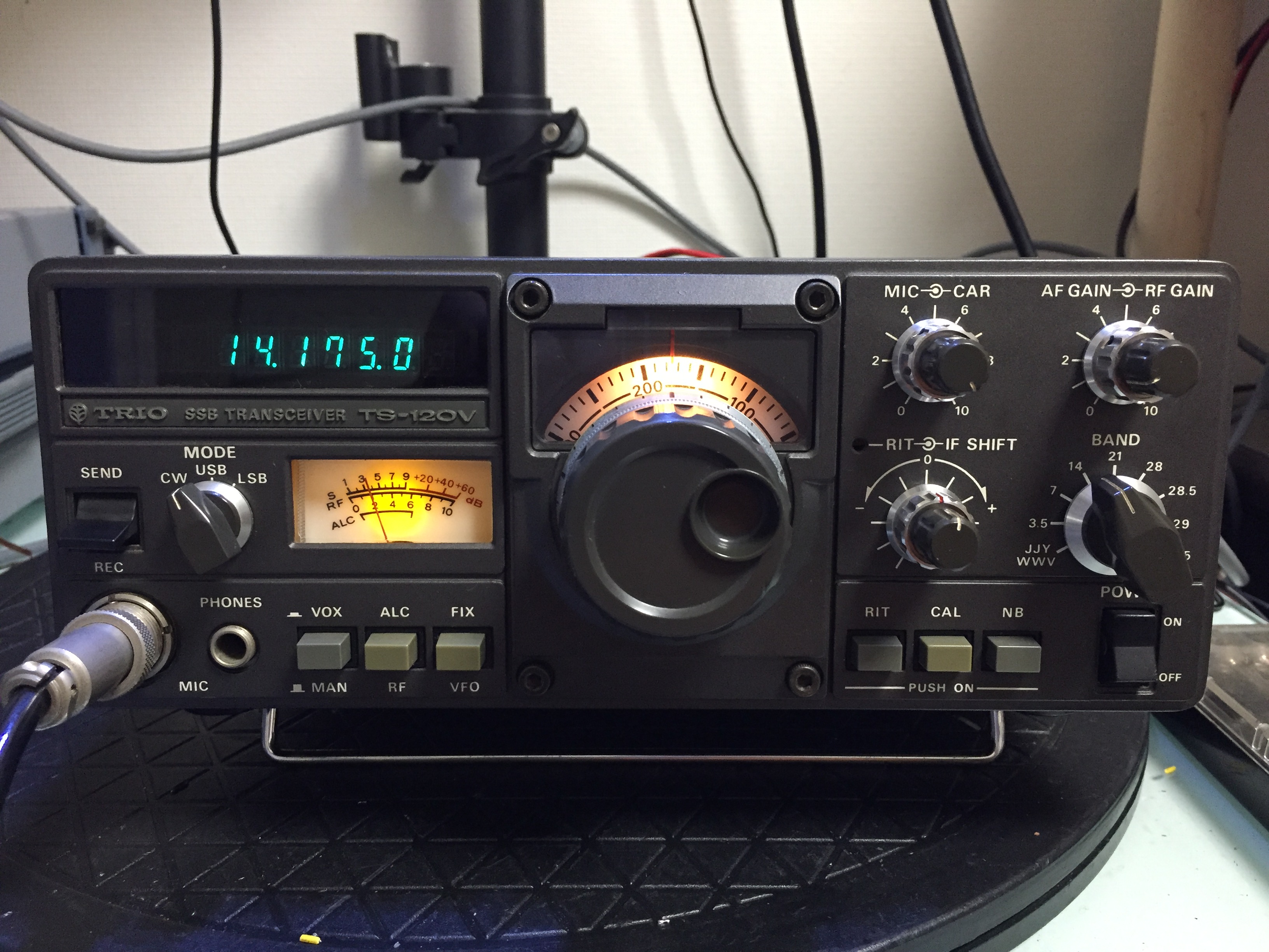 スーパーセール】 アマチュア無線機(4)TRIO TS-120V - アマチュア無線 